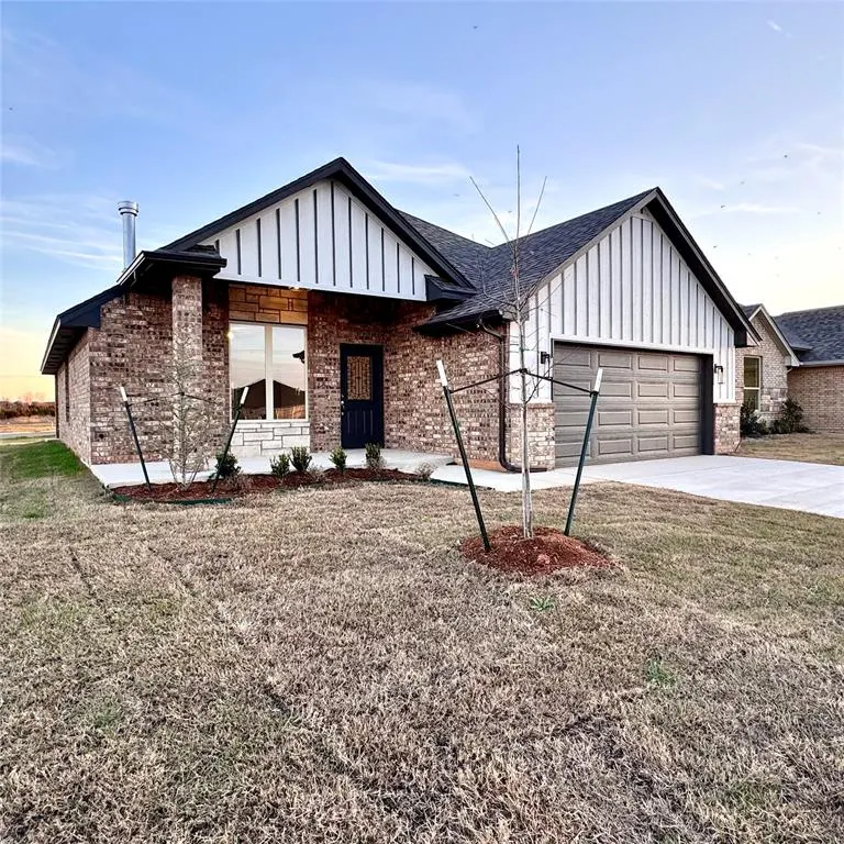 Front exterior — 9300 NW 143rd Street, Yukon, OK 73099
