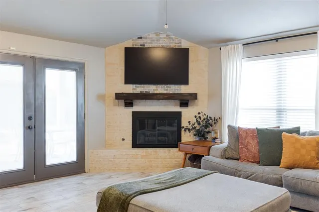 Photo 8 — 1812 Dena Drive, Edmond, OK 73003
