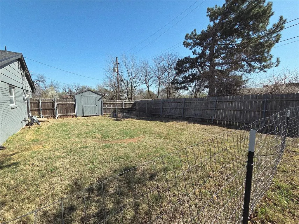 Photo 16 — 5104 NW Elm Avenue, Lawton, OK 73505