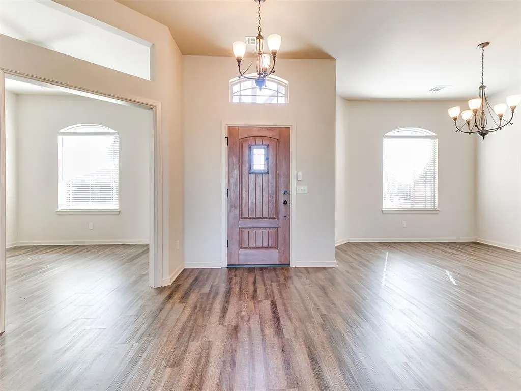 Photo 3 — 6213 Braniger Way, Oklahoma City, OK 73132