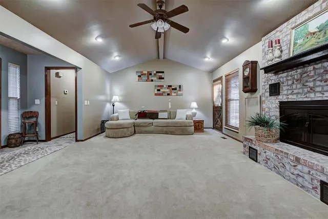 Photo 7 — 402 Shawn Drive, Okarche, OK 73762