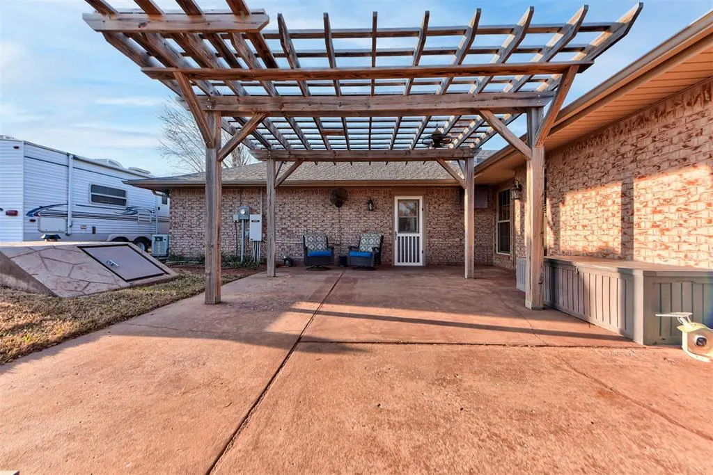 Photo 29 — 402 Shawn Drive, Okarche, OK 73762