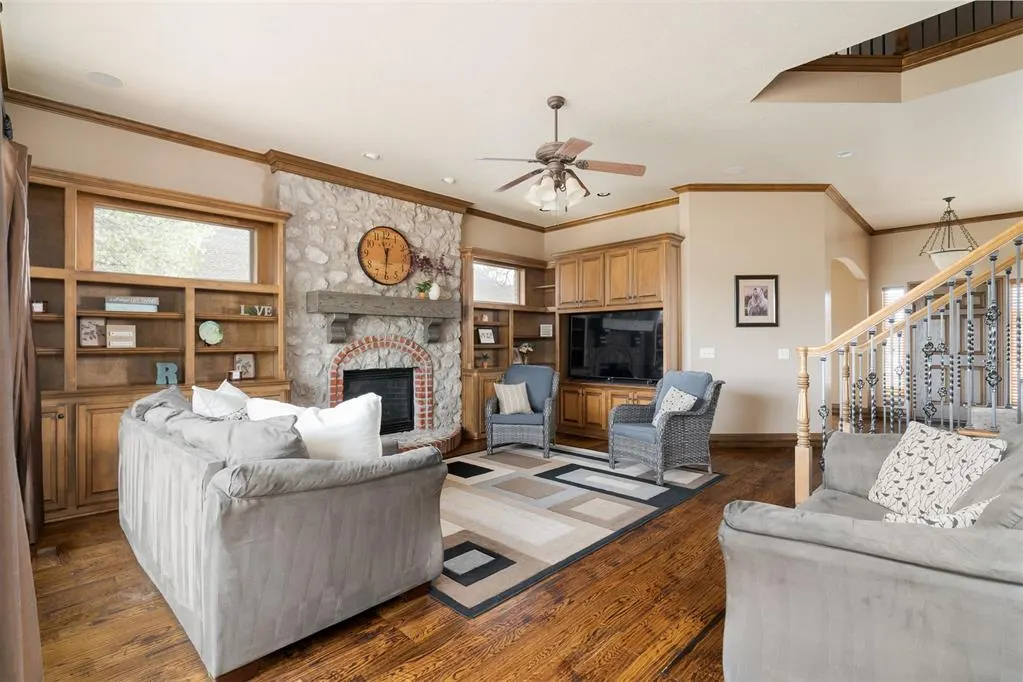 Photo 3 — 417 Heritage Green Road, Edmond, OK 73003