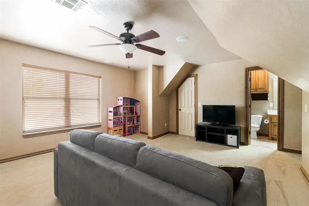 Photo 29 — 417 Heritage Green Road, Edmond, OK 73003
