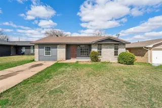 Sold home at 209 NW 87th Street