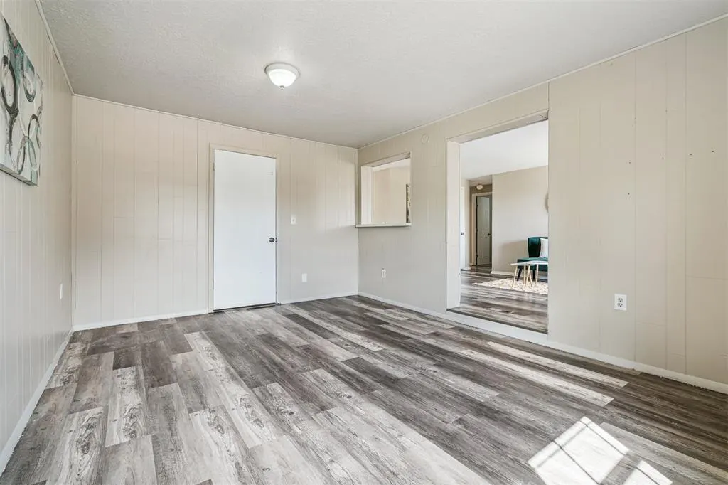 Photo 32 — 209 NW 87th Street, Oklahoma City, OK 73114