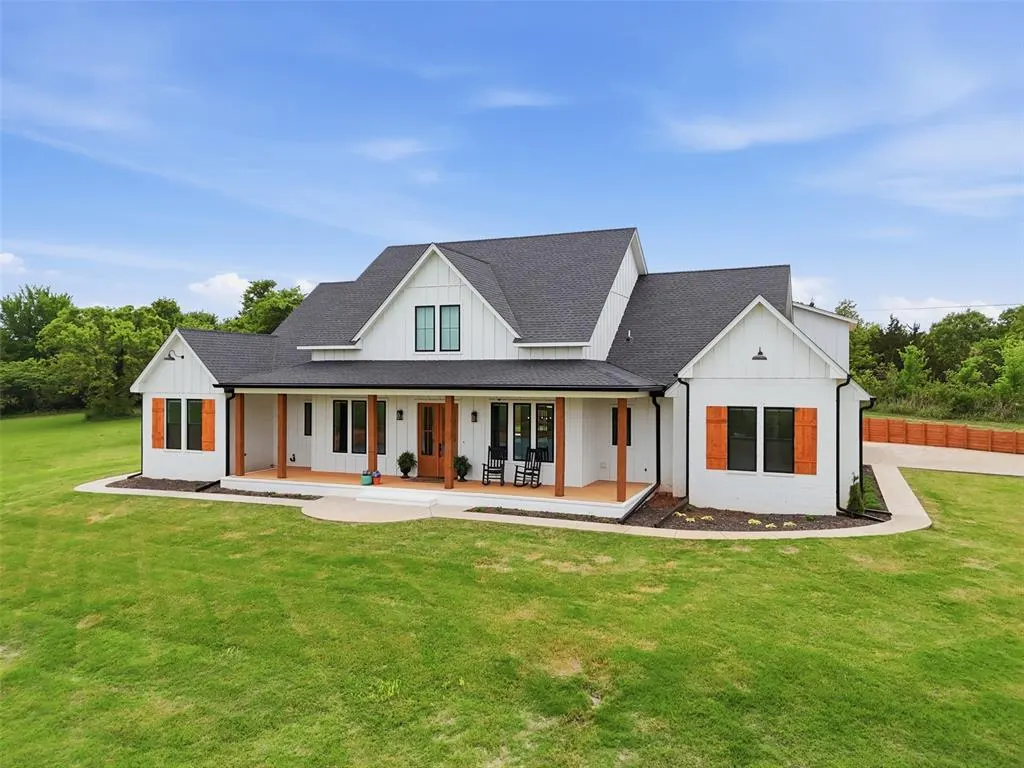 Photo 3 — 5707 Cox Canyon Drive, Guthrie, OK 73044