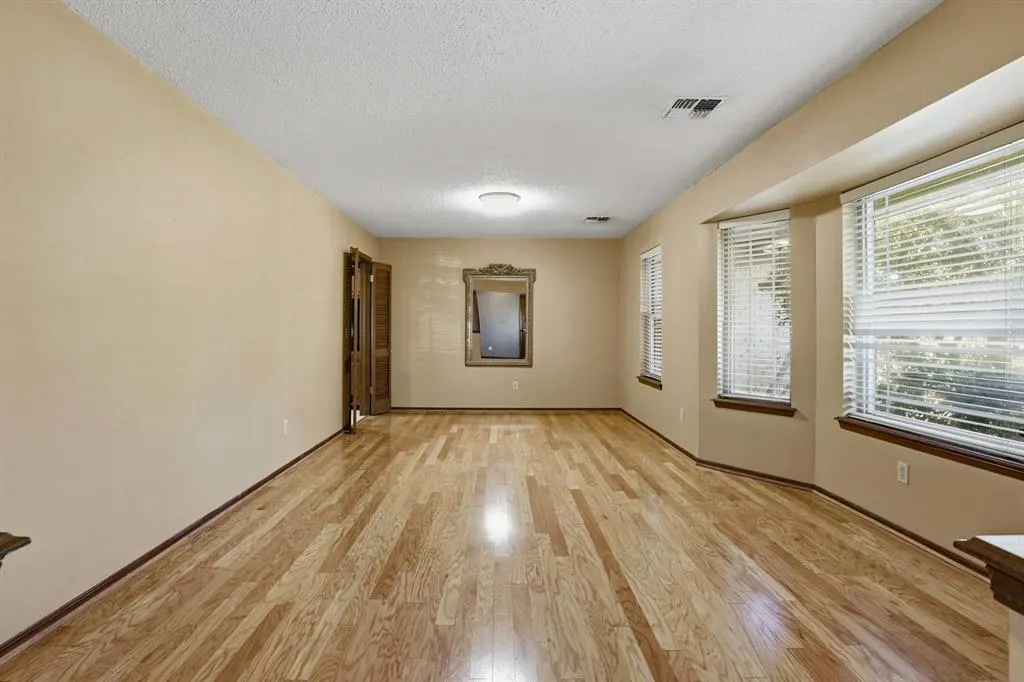 Photo 5 — 5740 NW 82nd Street, Oklahoma City, OK 73132