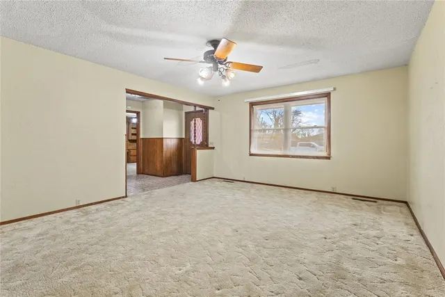 Photo 7 — 824 N Hunt Avenue, Hydro, OK 73048