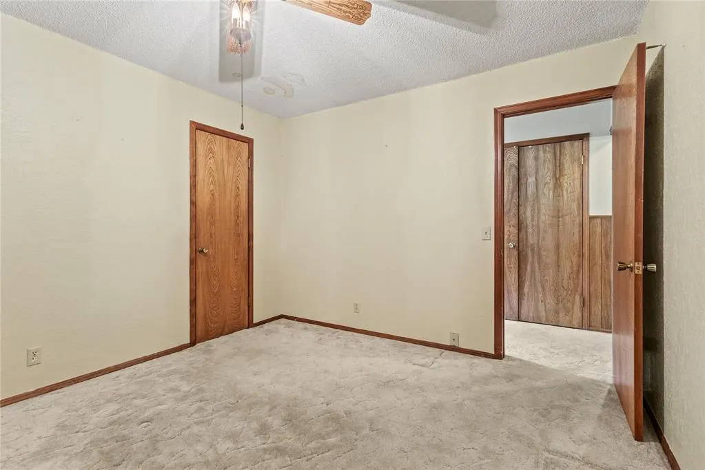 Photo 26 — 824 N Hunt Avenue, Hydro, OK 73048