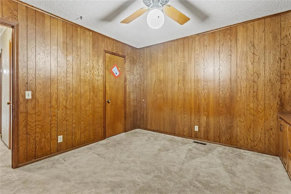 Photo 28 — 824 N Hunt Avenue, Hydro, OK 73048