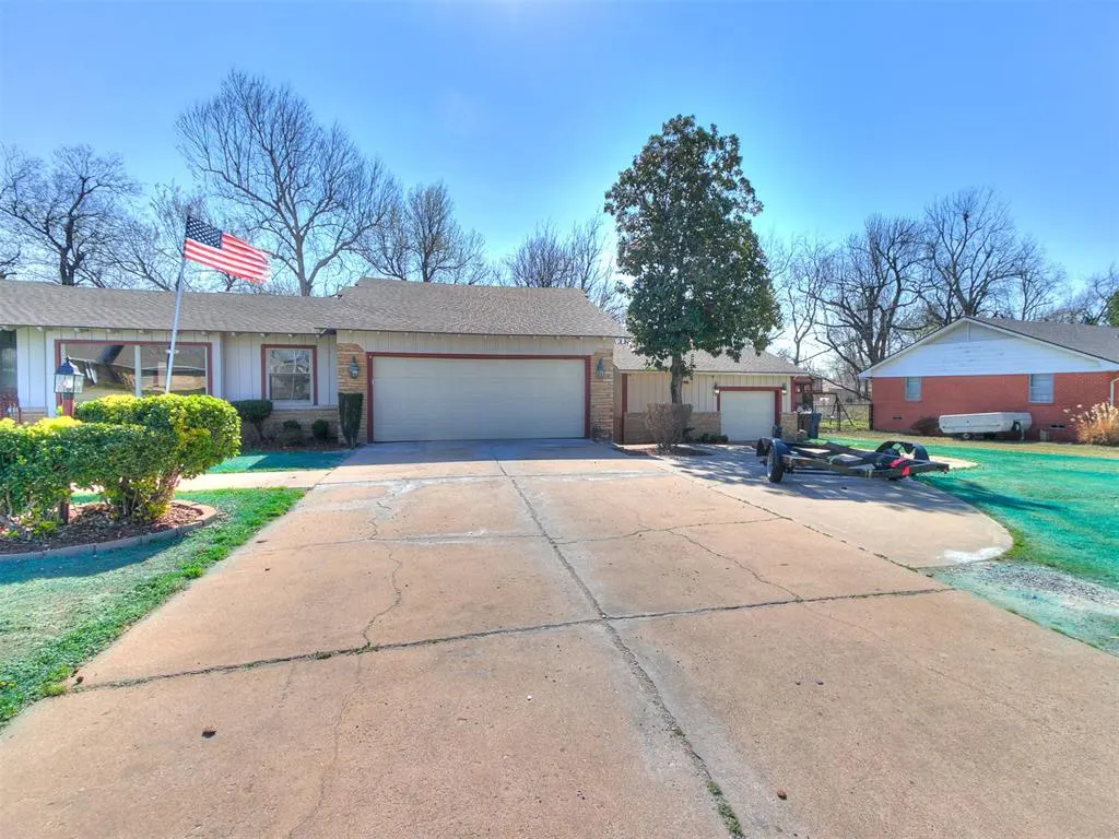 Front exterior — 104 W Ranchwood Court, Oklahoma City, OK 73139