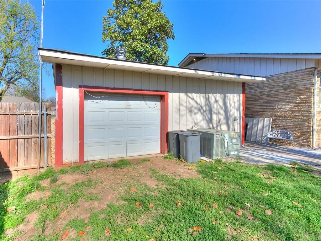 Photo 34 — 104 W Ranchwood Court, Oklahoma City, OK 73139