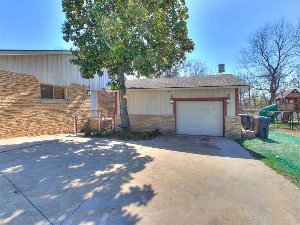 Photo 38 — 104 W Ranchwood Court, Oklahoma City, OK 73139