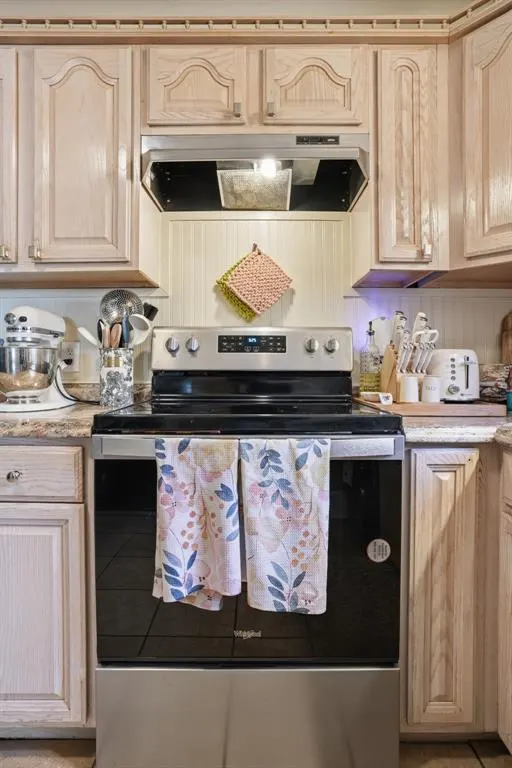 Photo 14 — 1613 N Lee Street, Altus, OK 73521