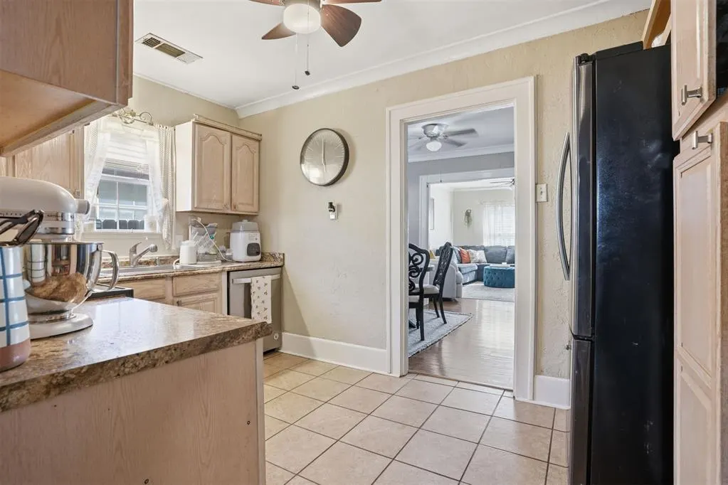 Photo 15 — 1613 N Lee Street, Altus, OK 73521