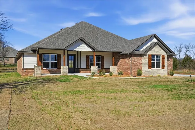 Photo 2 — 26319 Longhorn Drive, Blanchard, OK 73010