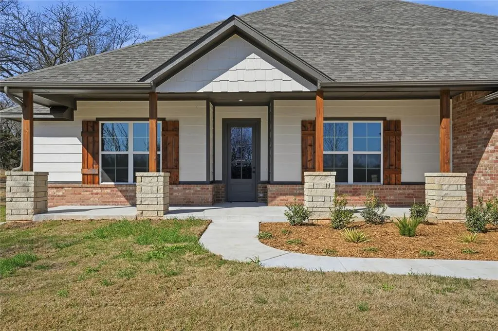 Photo 3 — 26319 Longhorn Drive, Blanchard, OK 73010