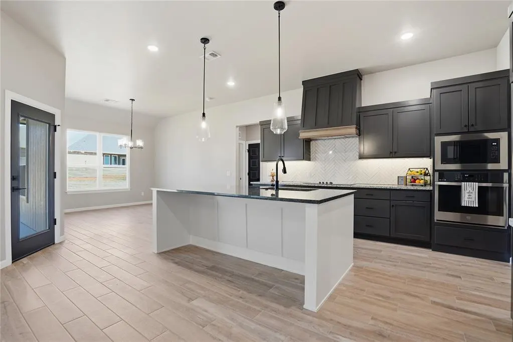 Photo 12 — 26319 Longhorn Drive, Blanchard, OK 73010
