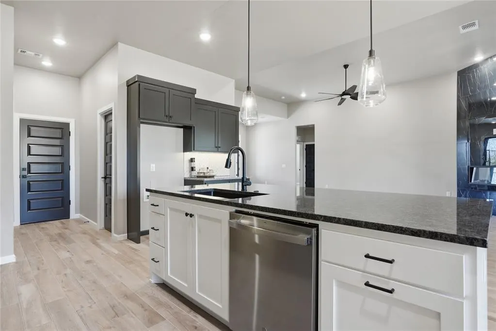 Photo 17 — 26319 Longhorn Drive, Blanchard, OK 73010