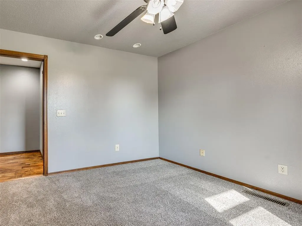 Photo 35 — 5345 Pine Creek Road, Calumet, OK 73014