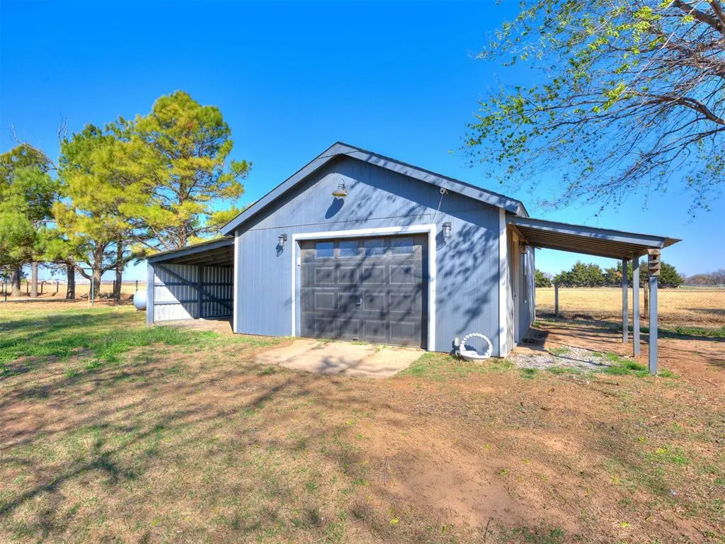 Photo 38 — 5345 Pine Creek Road, Calumet, OK 73014