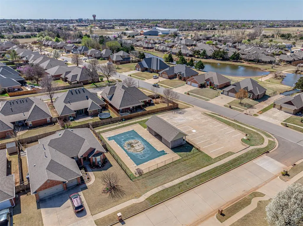 Photo 40 — 243 E Richmond Terrace, Mustang, OK 73064
