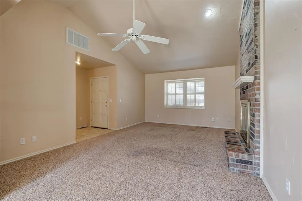 Photo 6 — 11904 Barton Drive, Oklahoma City, OK 73120