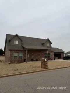 Sold home at 1801 Fairway Drive