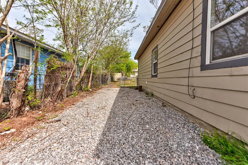 Photo 38 — 1421 NW 7th Street, Oklahoma City, OK 73106
