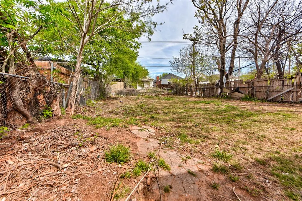 Photo 39 — 1421 NW 7th Street, Oklahoma City, OK 73106