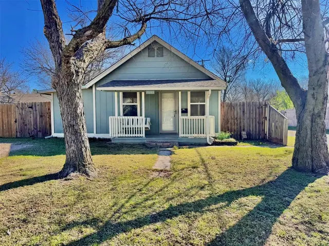 Photo 4 — 527 N Lahoma Avenue, Norman, OK 73069