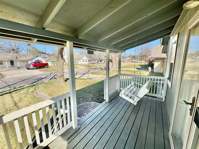 Photo 7 — 527 N Lahoma Avenue, Norman, OK 73069