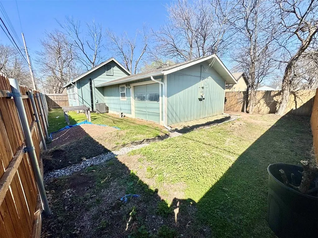 Photo 37 — 527 N Lahoma Avenue, Norman, OK 73069