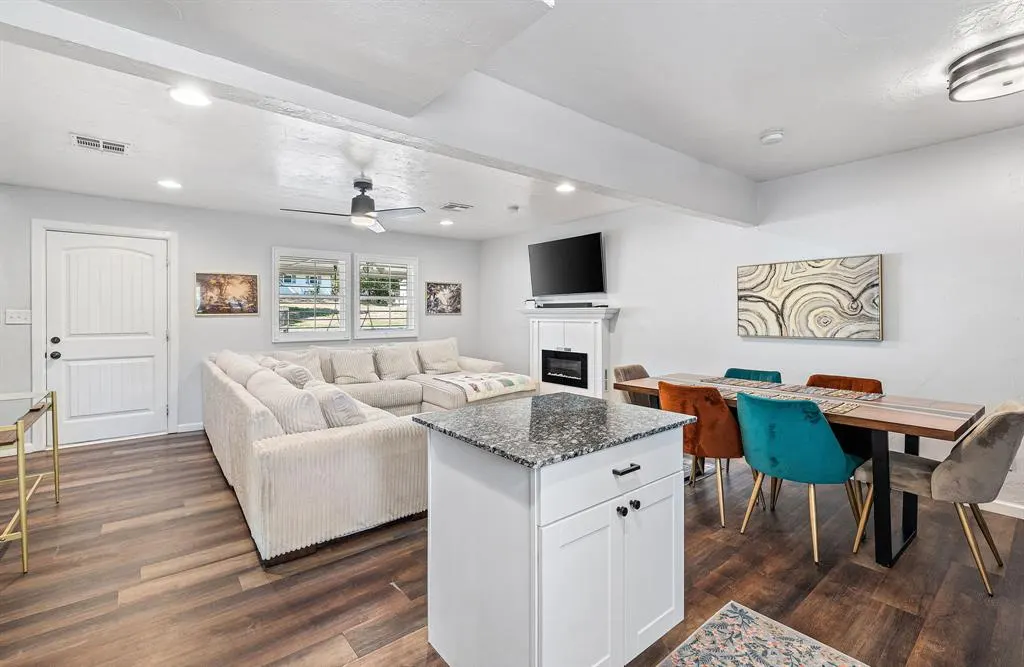Photo 16 — 4923 Oakbrook Drive, Norman, OK 73026
