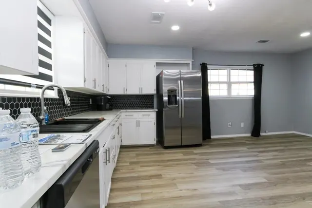 Photo 5 — 916 N Lee Street, Altus, OK 73521
