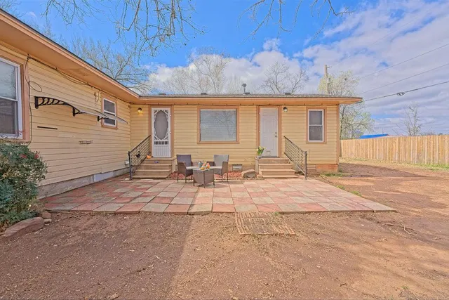 Photo 5 — 616 E Maple Avenue, Stillwater, OK 74074