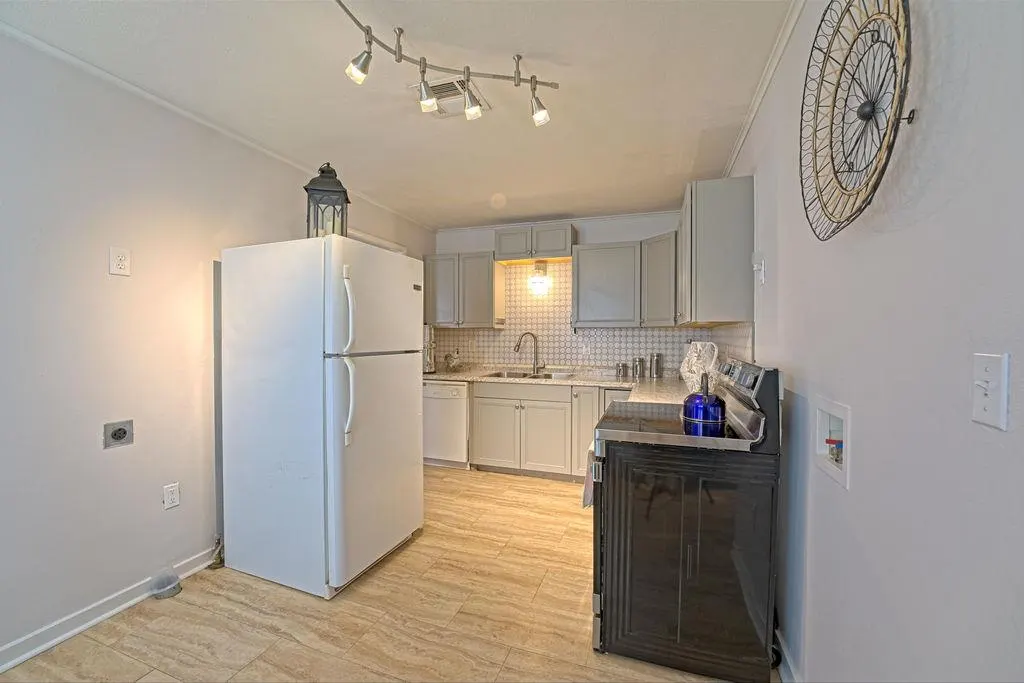 Photo 15 — 616 E Maple Avenue, Stillwater, OK 74074