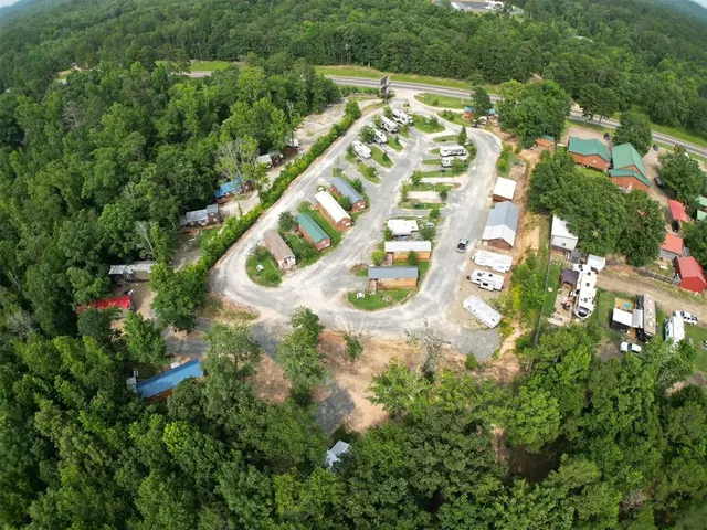 Photo 4 — 6773 Tiny Town RV Highway, Broken Bow, OK 74728
