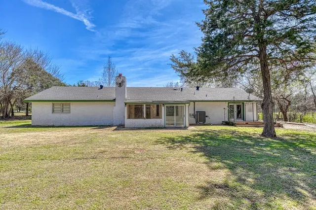 Photo 6 — 1609 E Post Oak Road, Norman, OK 73072