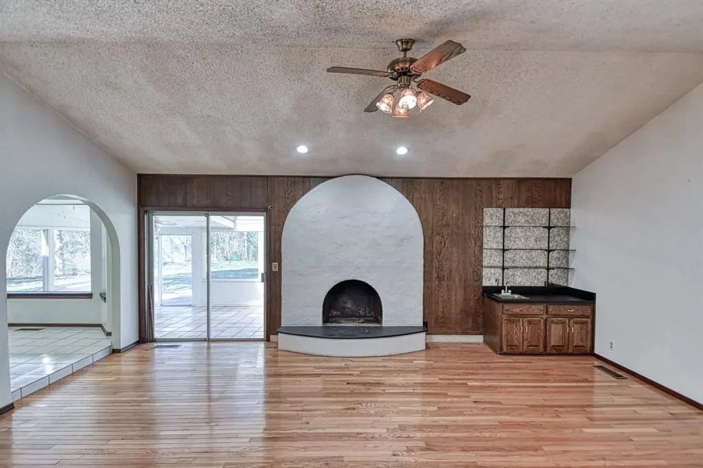 Photo 12 — 1609 E Post Oak Road, Norman, OK 73072