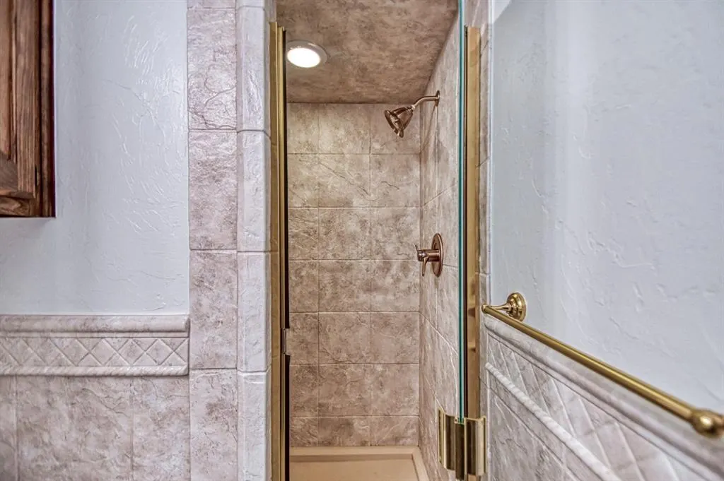 Photo 23 — 1609 E Post Oak Road, Norman, OK 73072