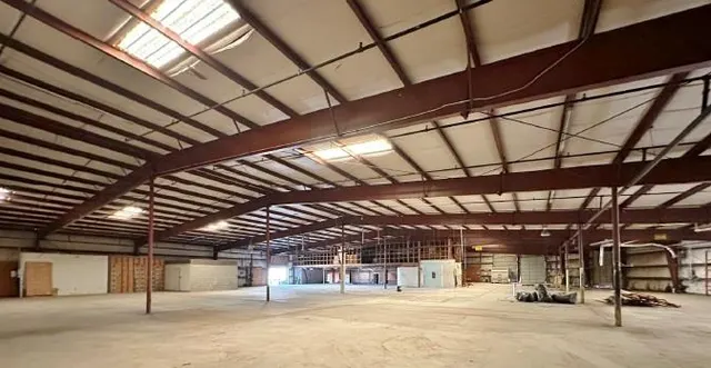 Photo 5 — 1236 NW 4th Street, Oklahoma City, OK 73106
