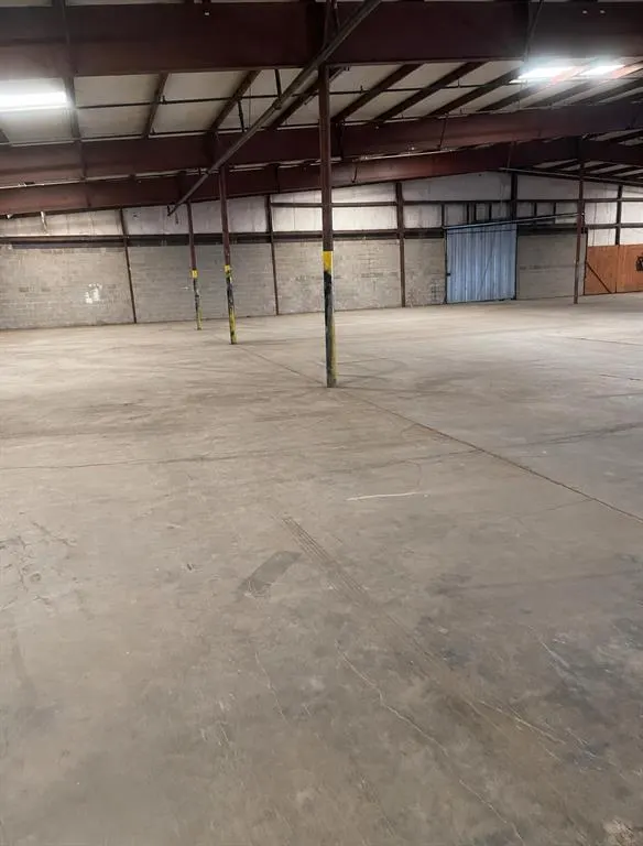 Photo 7 — 1236 NW 4th Street, Oklahoma City, OK 73106