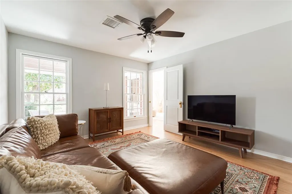 Photo 27 — 209 NW 35th Street, Oklahoma City, OK 73118