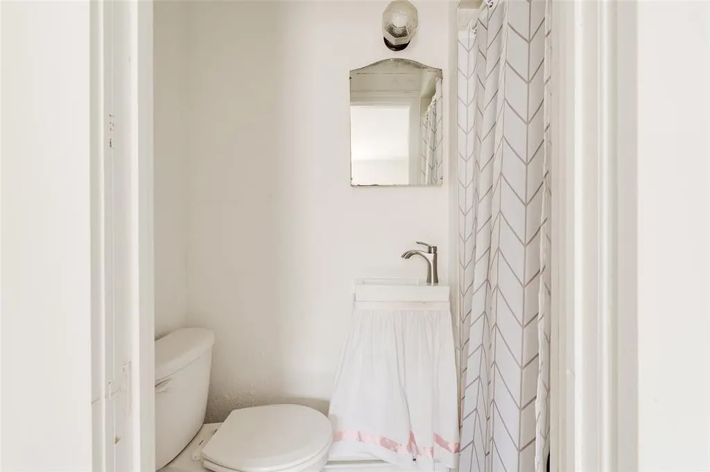 Photo 40 — 209 NW 35th Street, Oklahoma City, OK 73118