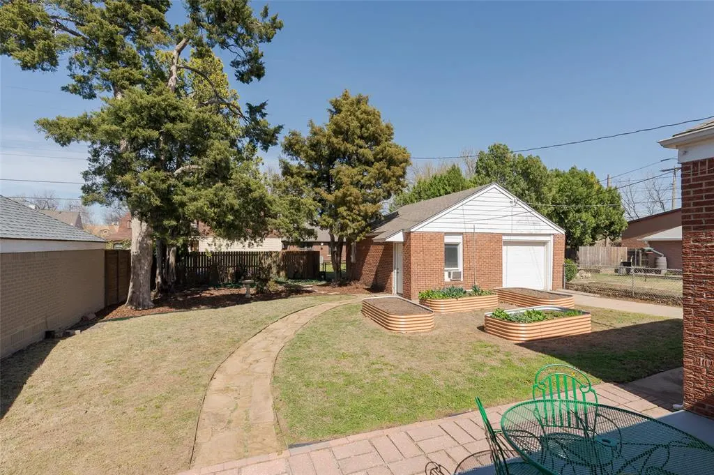 Photo 45 — 209 NW 35th Street, Oklahoma City, OK 73118