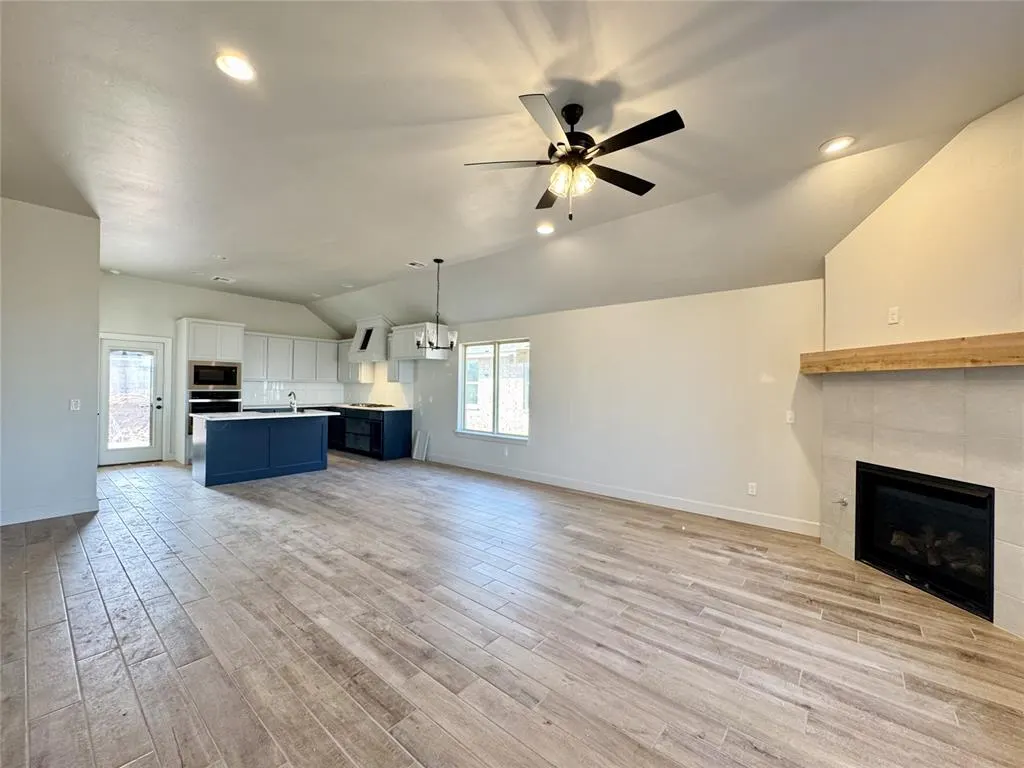 Photo 4 — 9332 NW 143 Street, Yukon, OK 73099