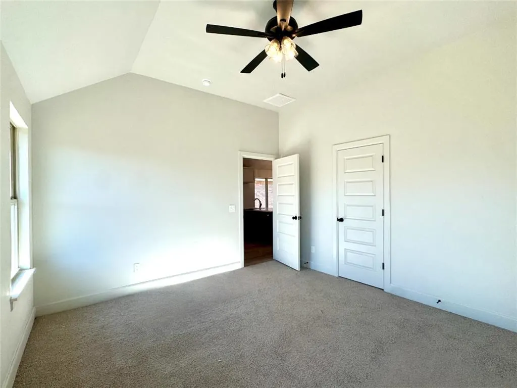 Photo 19 — 9332 NW 143 Street, Yukon, OK 73099