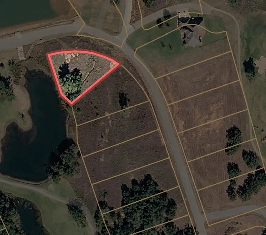 Photo 4 — 2301 Clubhouse Drive, Blanchard, OK 73010